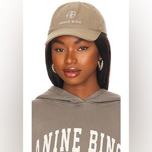 SPORT JEREMY BASEBALL CAP IN GREEN KHAKI
ANINE BING